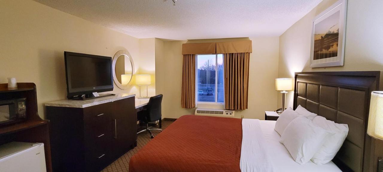 Hotel & 3*